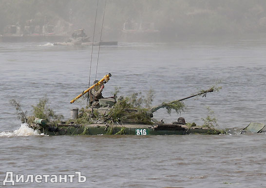 водоплавающий танк